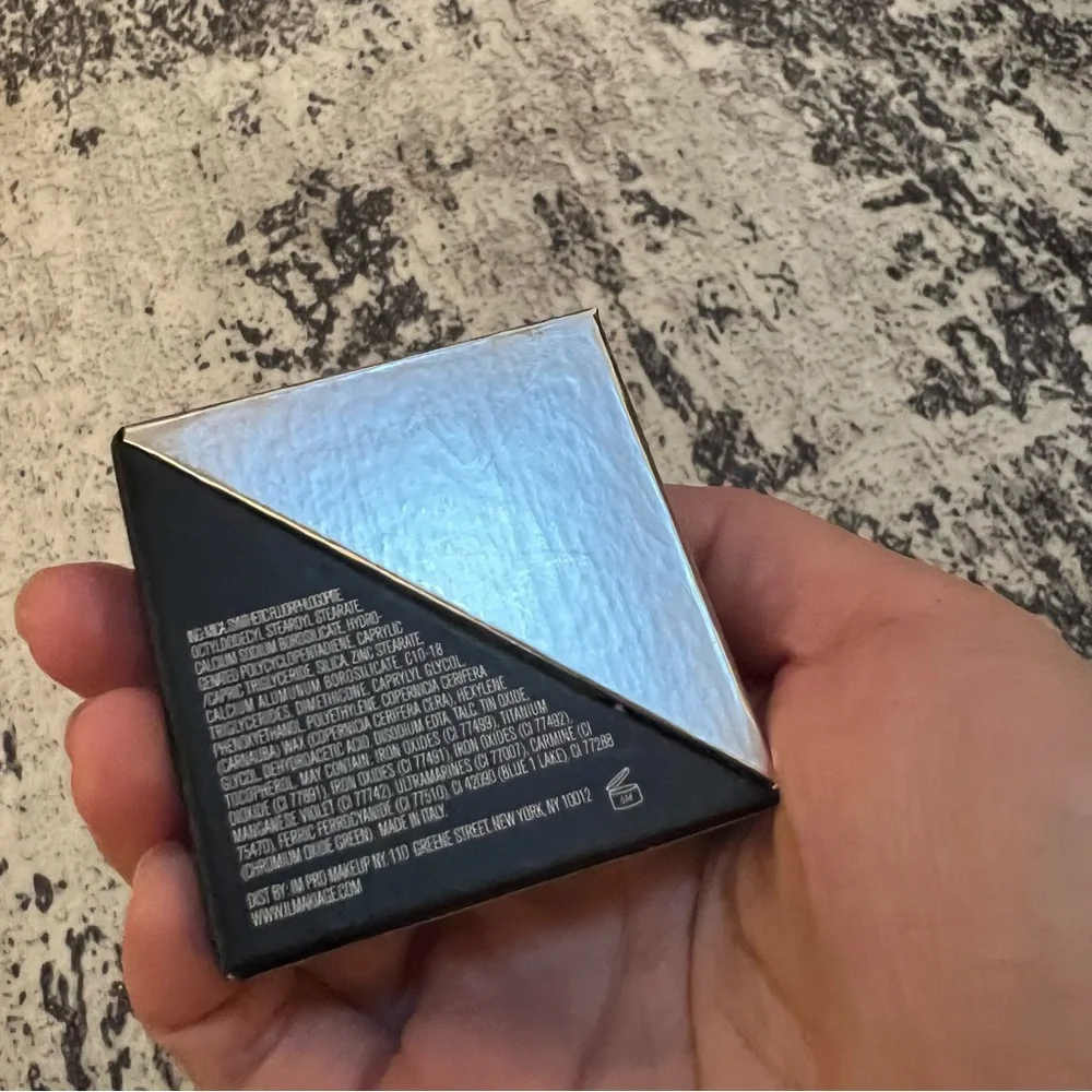 IL MAKIAGE Color Boss Multi-Dimensional Eyeshadow Alter Ego
